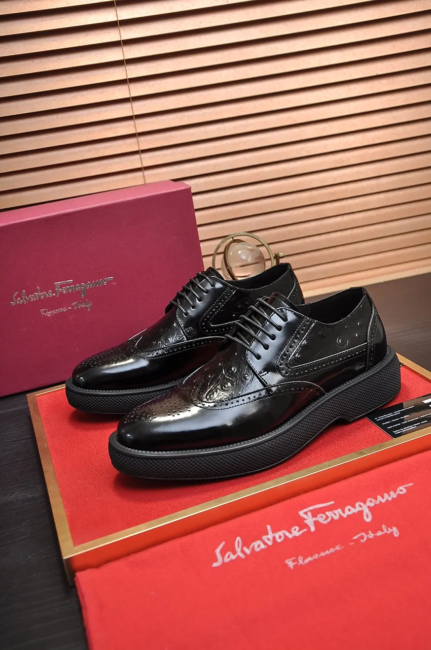 Men's shoes 💰720💶 [Ferragamo/Ferragamo] The latest model in the counter. Original imported open-sided high-quality cowhide hand-woven + imported 🐂 cowhide + original luxury metal buckle + original combination outsole. Comparison without pressure 38--45 (45 custom-made)